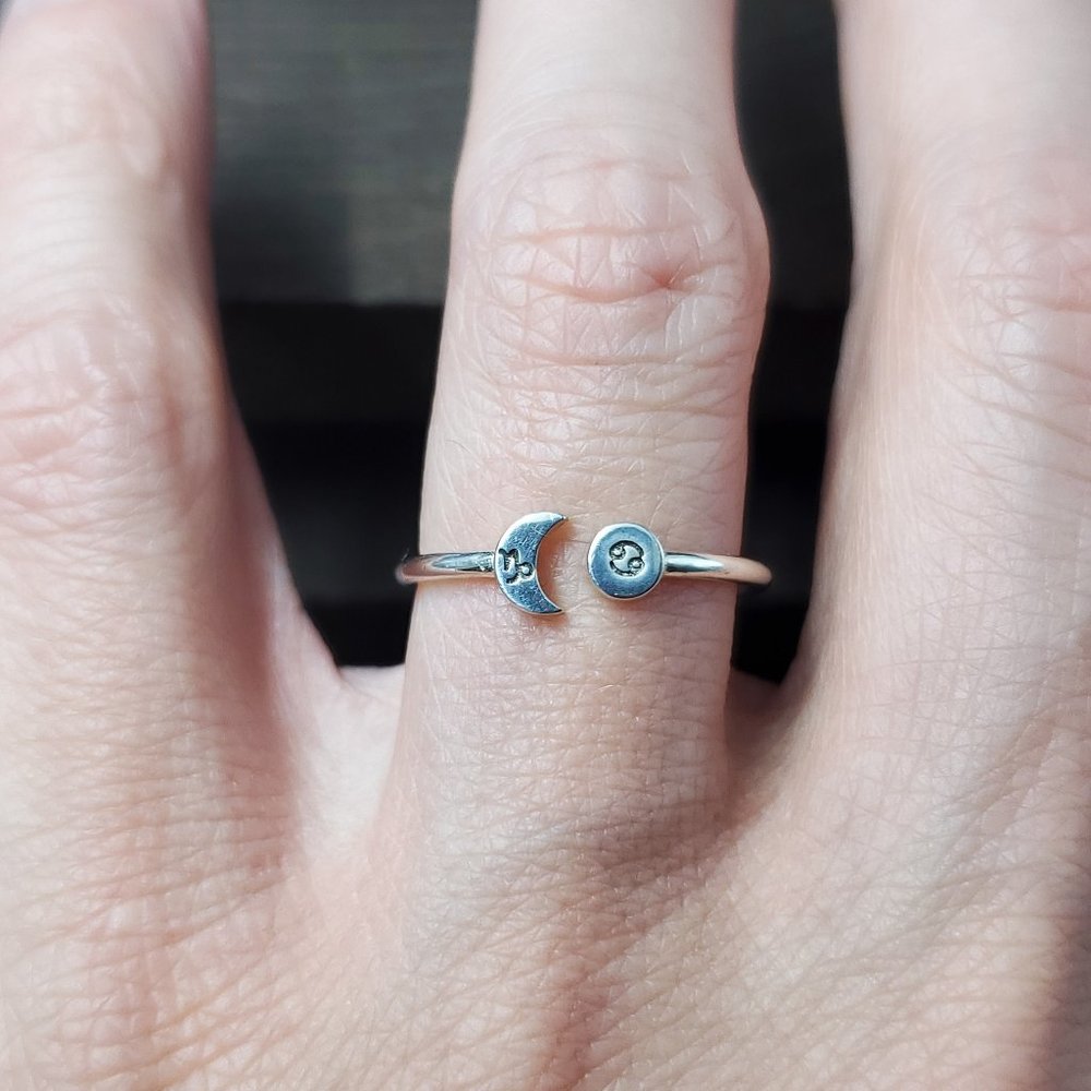 Size 7 Sterling Silver Sky And Moon Symbols Ring